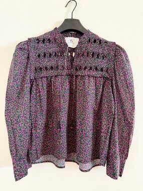 Scalloped Lace Yoke Floral Blouse in Purple and Pink